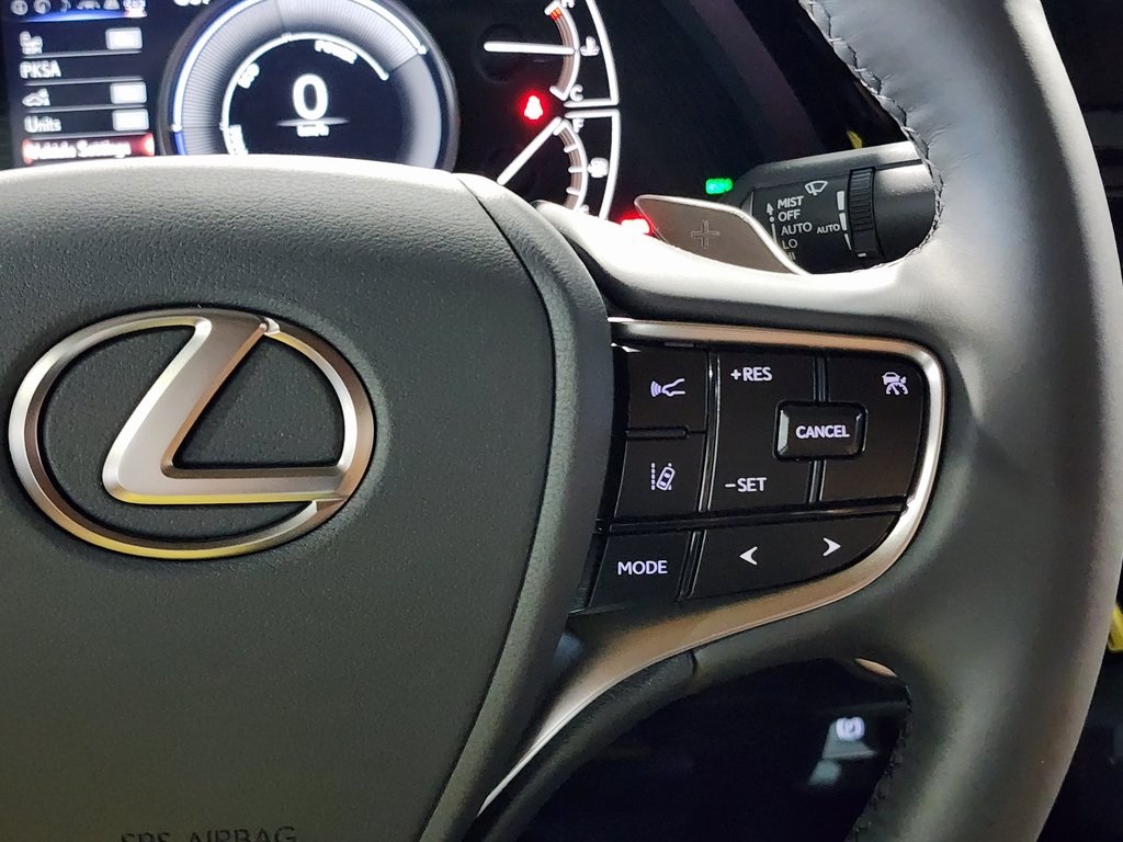 2024 Lexus ES 300h Premium photo 14