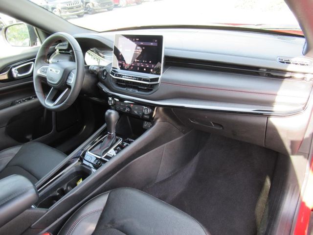 2023 Jeep Compass Trailhawk photo 7