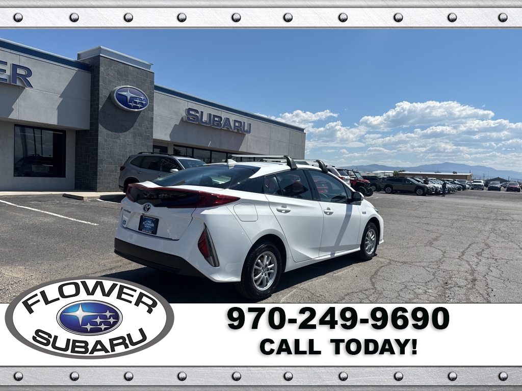 2018 Toyota Prius Prime Plus photo 6