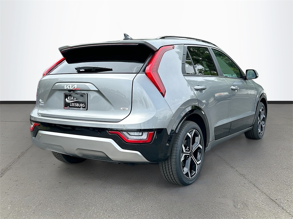 2025 Kia Niro SX Touring photo 7