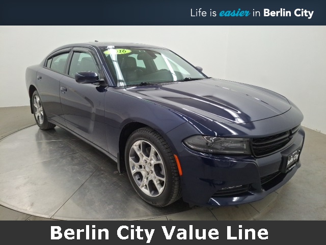 2016 Dodge Charger SXT's photo