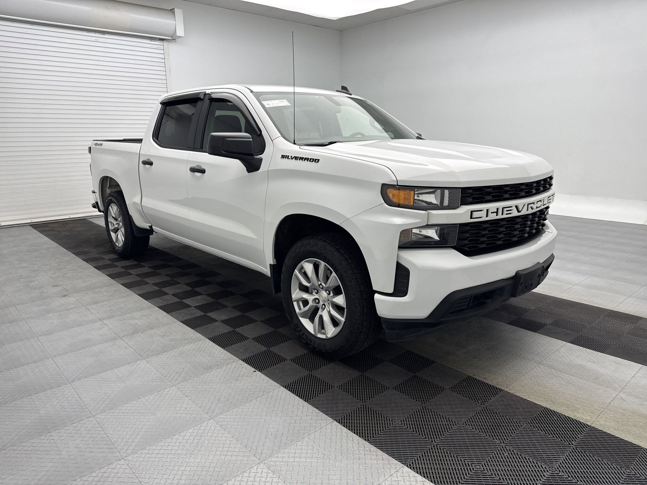 2022 Chevrolet Silverado 1500 Custom photo 6