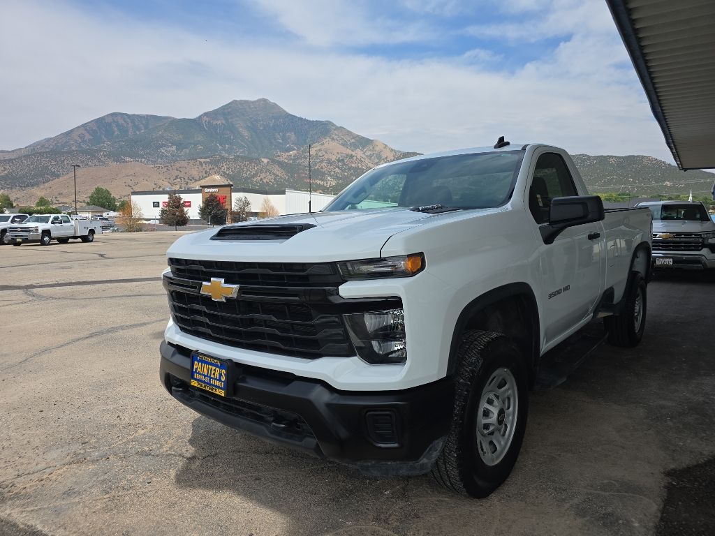 2024 Chevrolet Silverado 3500HD Work Truck's photo
