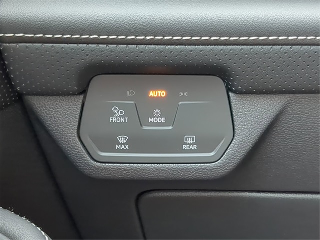 2026 Volkswagen Atlas SE Technology photo 21