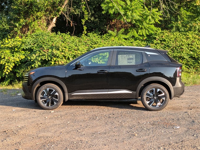 2025 Nissan Kicks SV photo 6