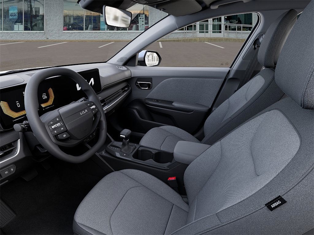 2025 Kia K4 LXS photo 15