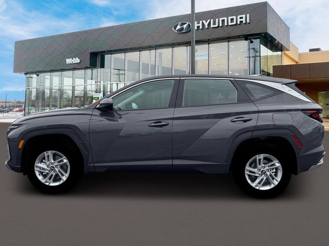 2026 Hyundai Tucson SE photo 2