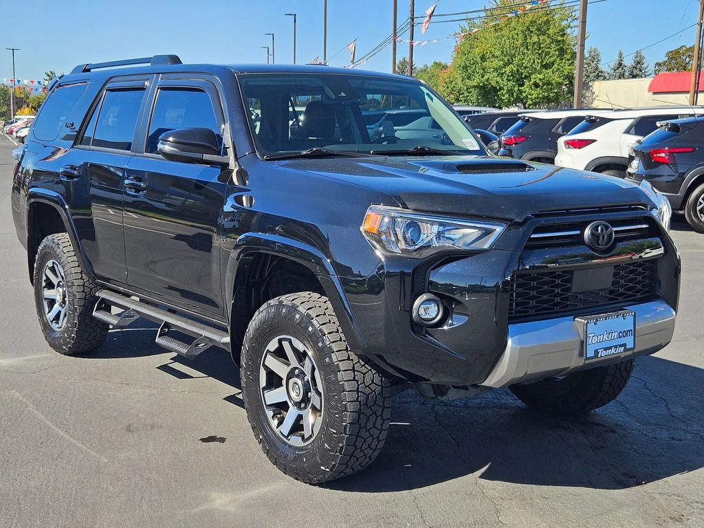 2021 Toyota 4Runner TRD Off-Road Premium photo 4
