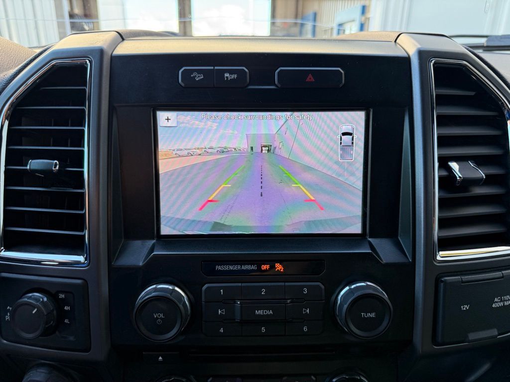 2016 Ford F-150 XLT photo 27