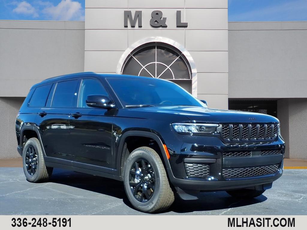 2025 Jeep Grand Cherokee L Altitude's photo