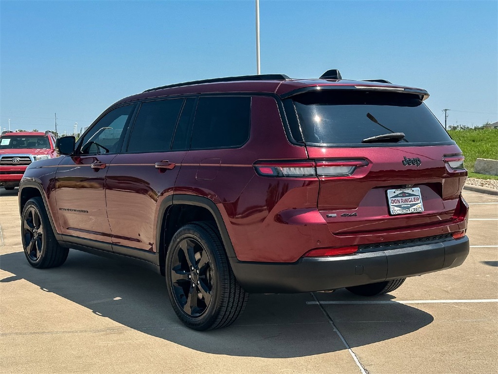 2021 Jeep Grand Cherokee Altitude photo 4
