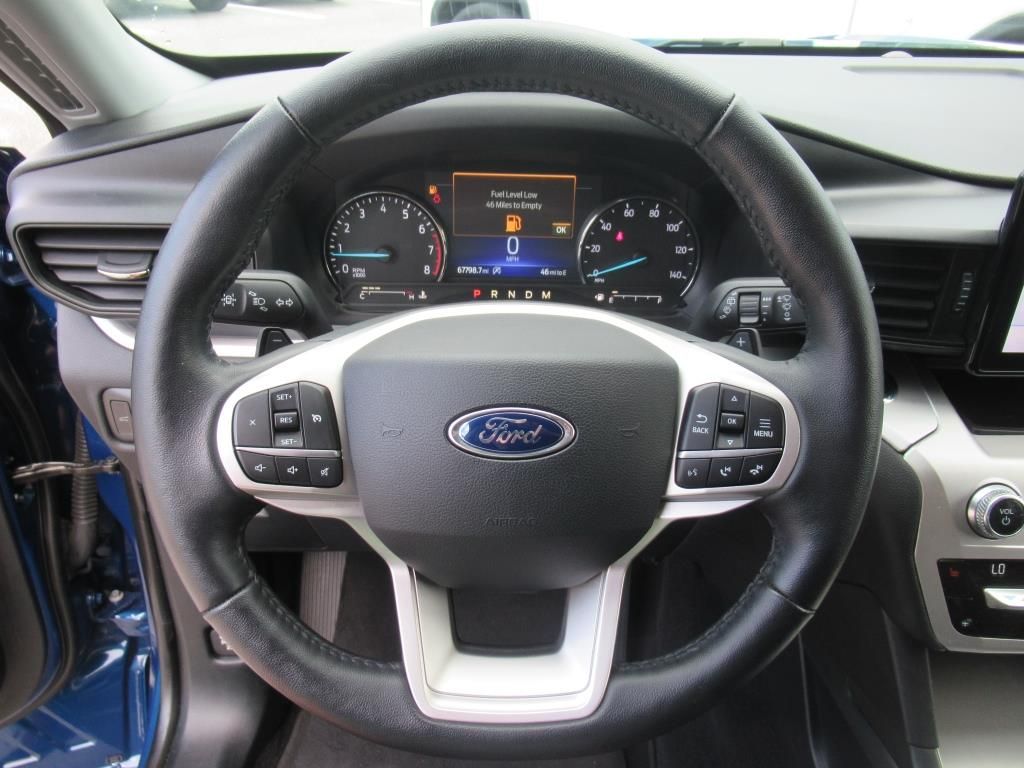 2020 Ford Explorer XLT photo 17
