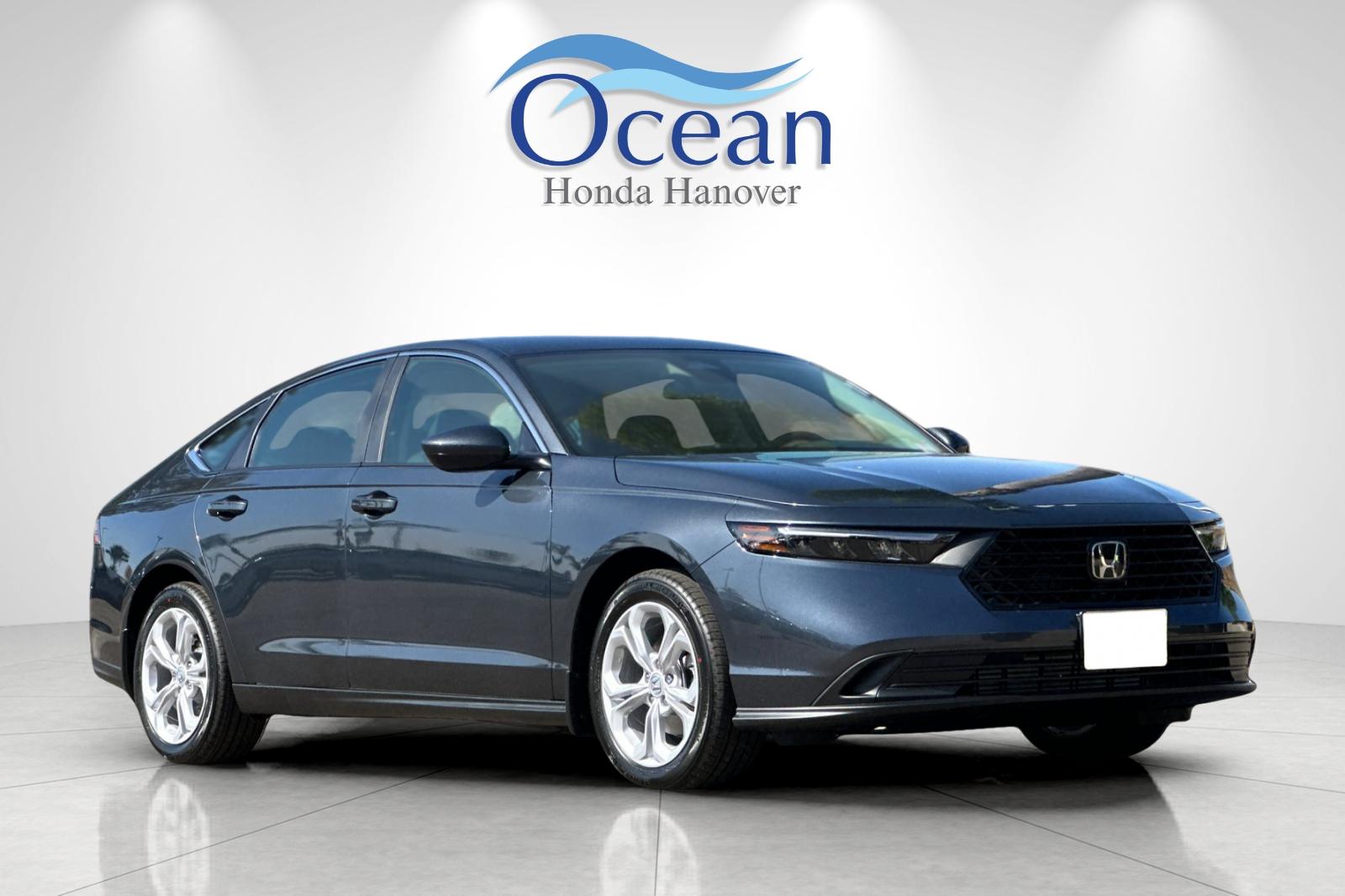 2025 Honda Accord LX photo 6
