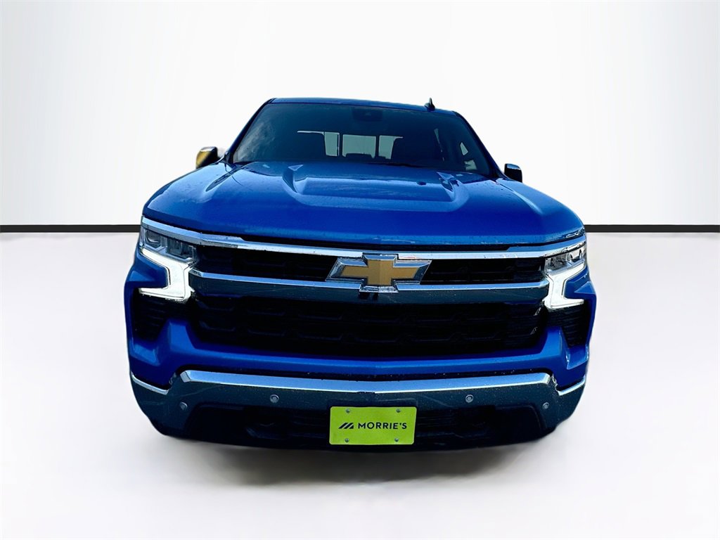 2025 Chevrolet Silverado 1500 LT photo 2