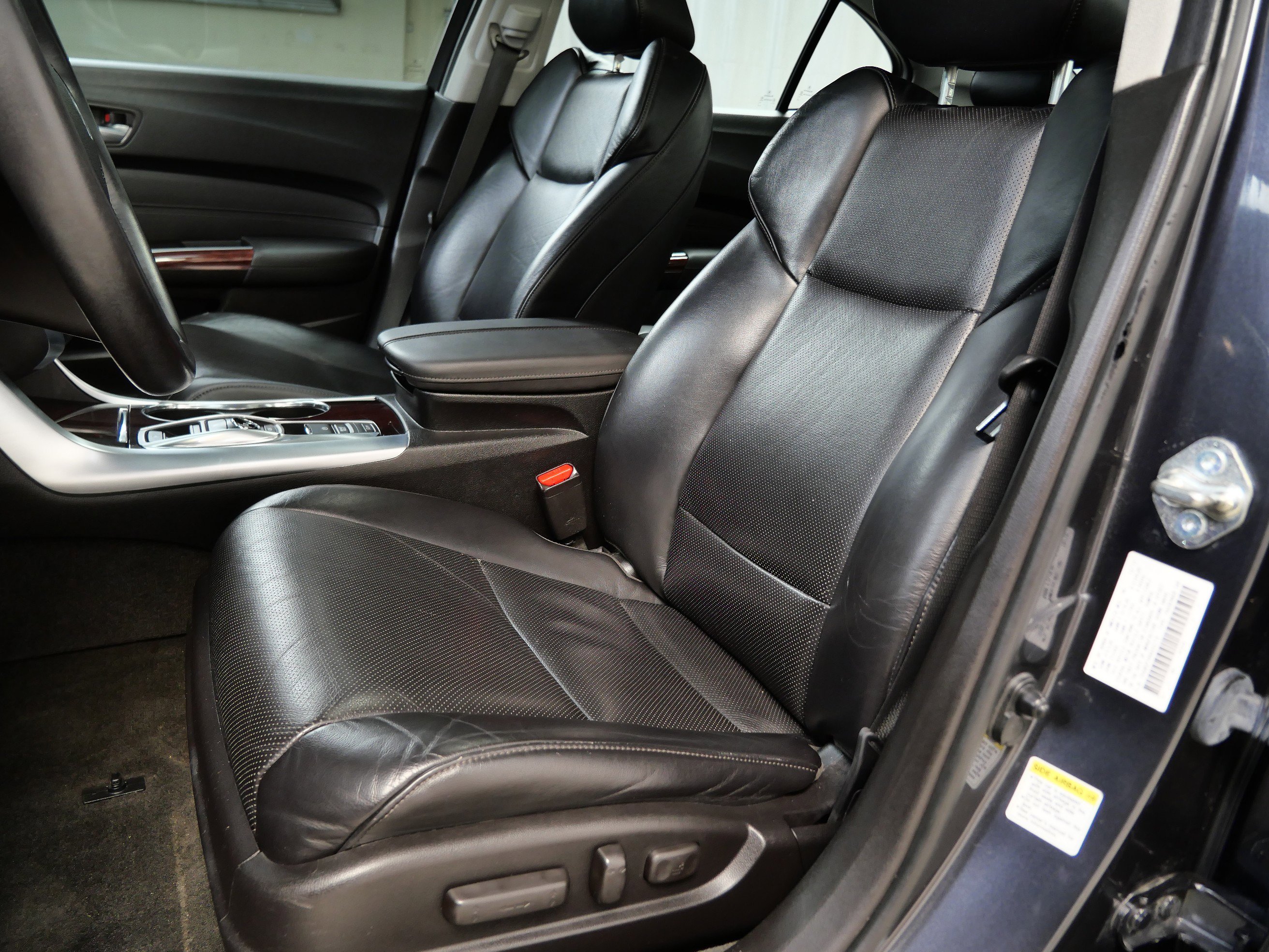 2016 Acura TLX SH-AWD Technology photo 2