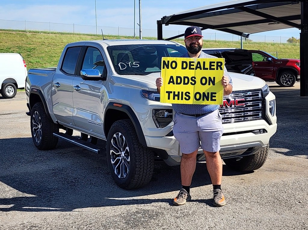 2026 GMC Canyon Denali's photo