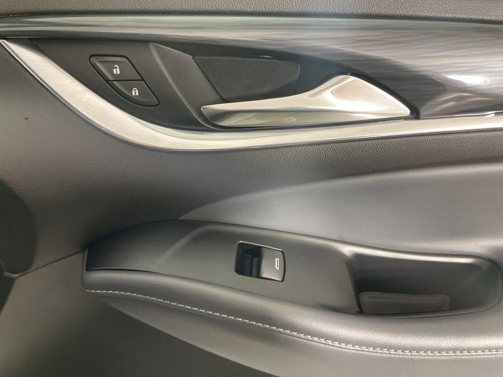 2024 Buick Enclave Premium photo 8