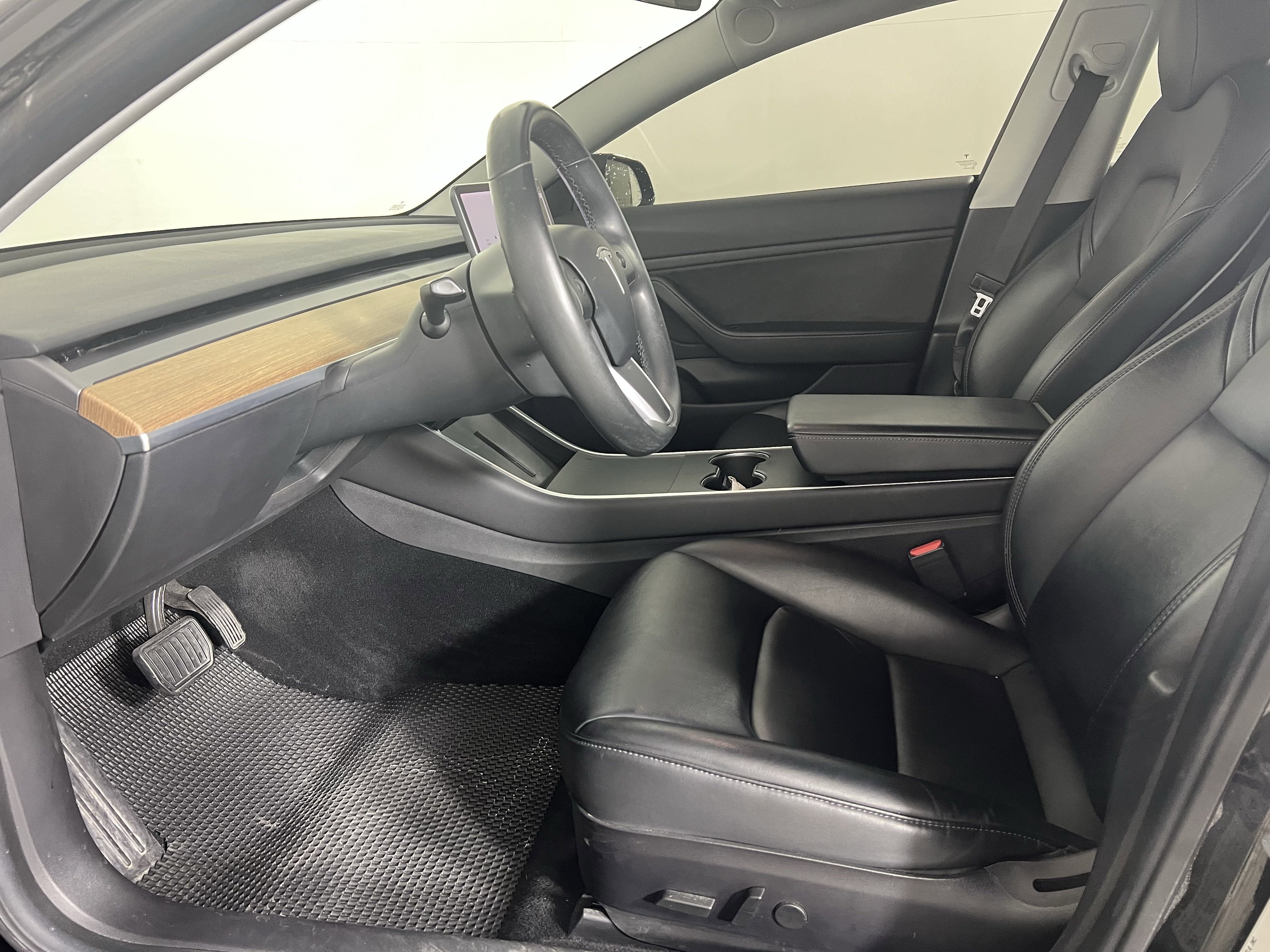 Certified 2019 Tesla Model 3 Base with VIN 5YJ3E1EA0KF397669 for sale in Omaha, NE