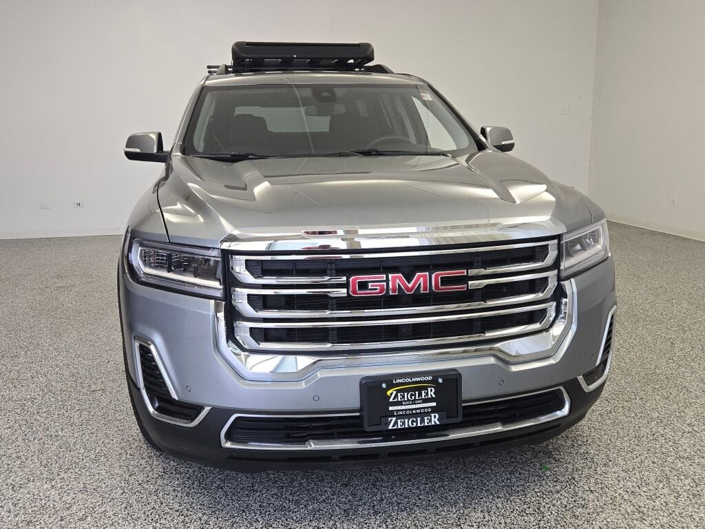 2023 Gmc Acadia SLE photo 3