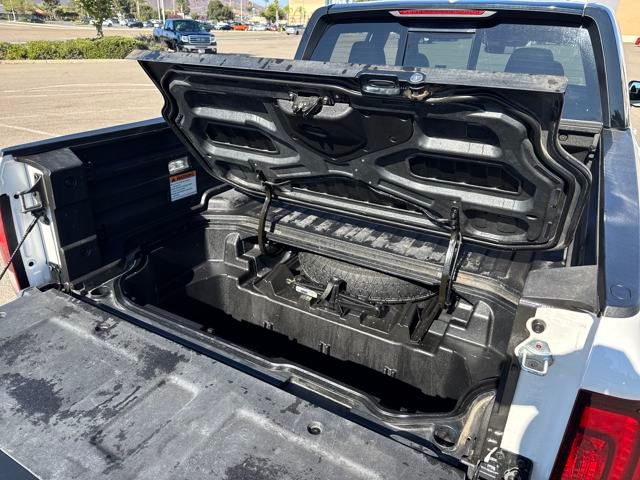 2023 Honda Ridgeline Black Edition photo 22