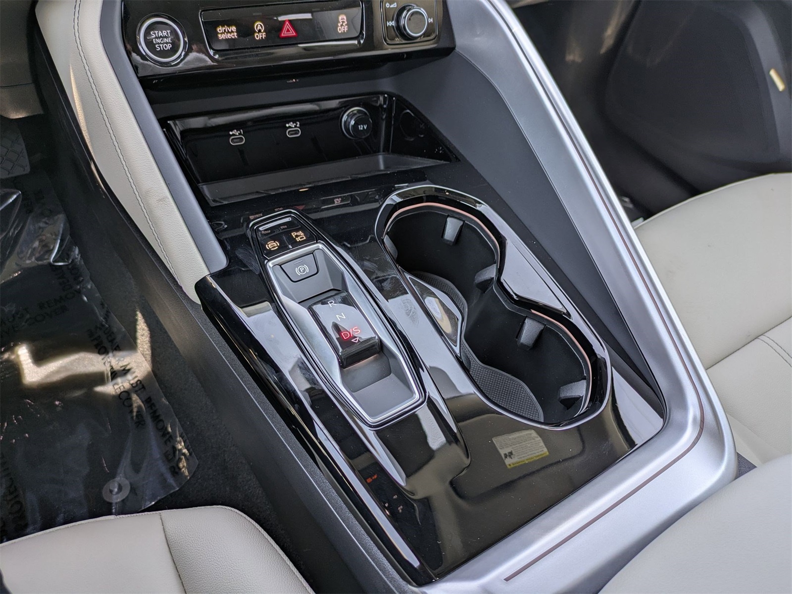 2025 Audi Q5 2.0T Premium photo 2
