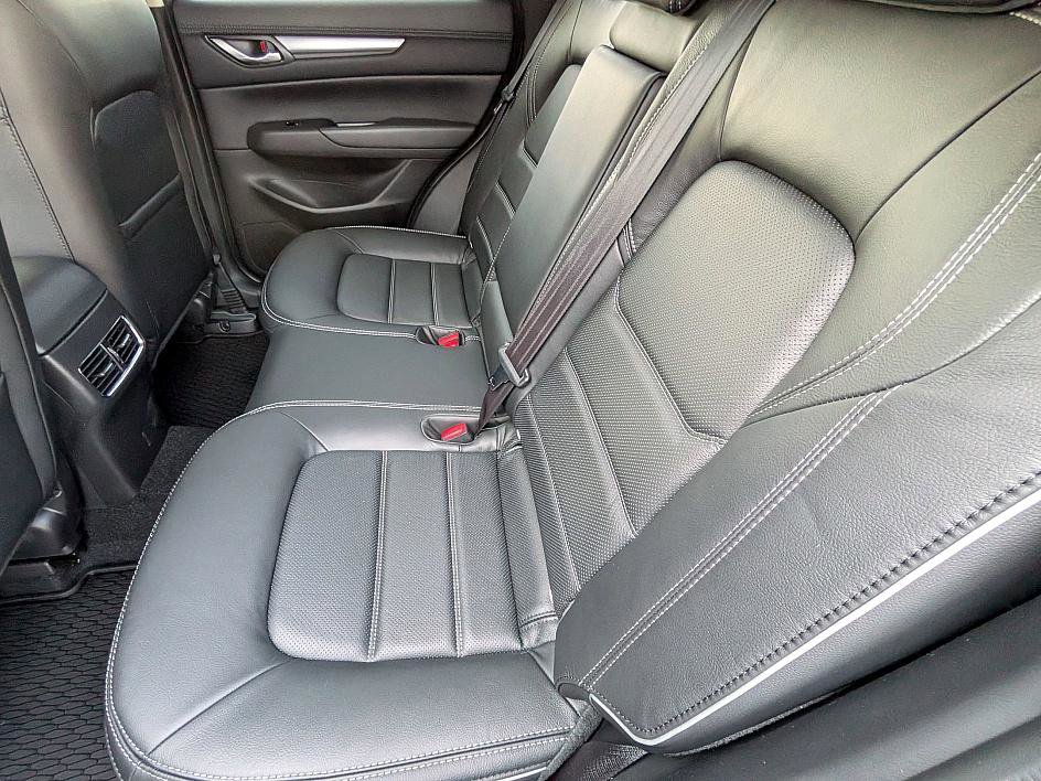 2025 Mazda CX-5 2.5 S Preferred photo 26