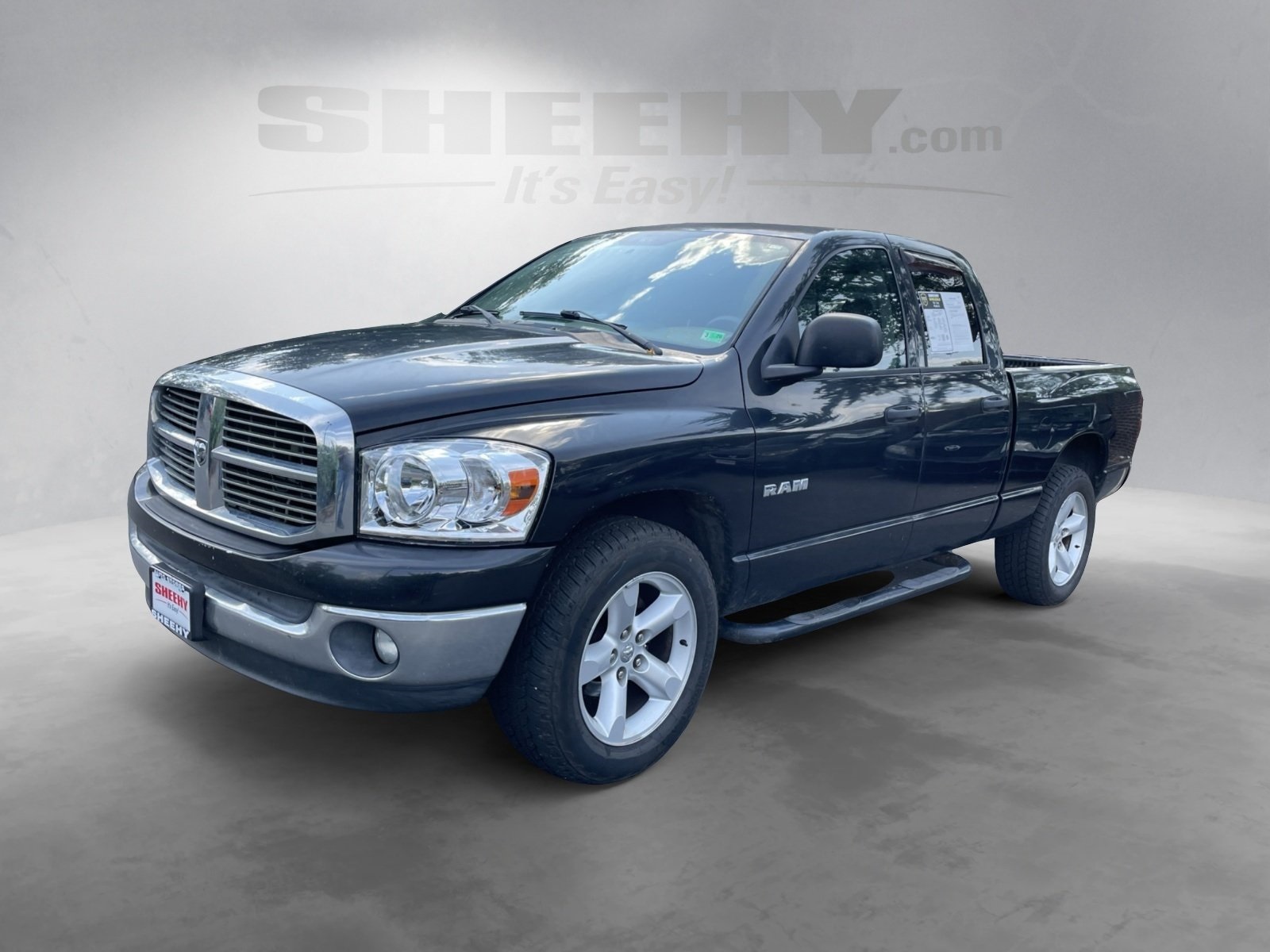 2008 Dodge Ram SLT photo 11