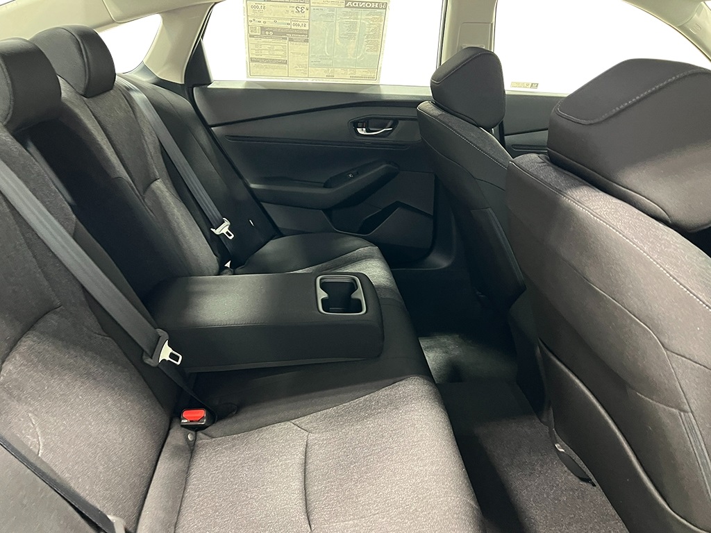 2025 Honda Accord LX photo 24