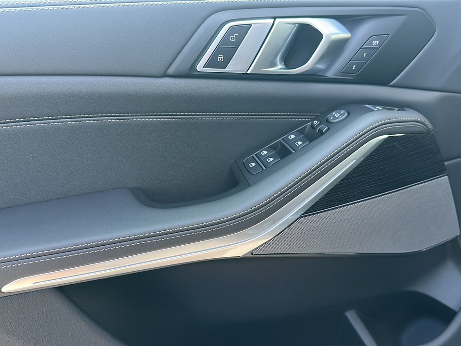2026 Bmw X5 sDrive40i photo 2