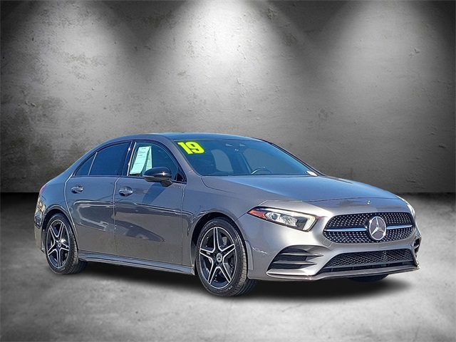 2019 Mercedes Benz A 220 4MATIC photo 2