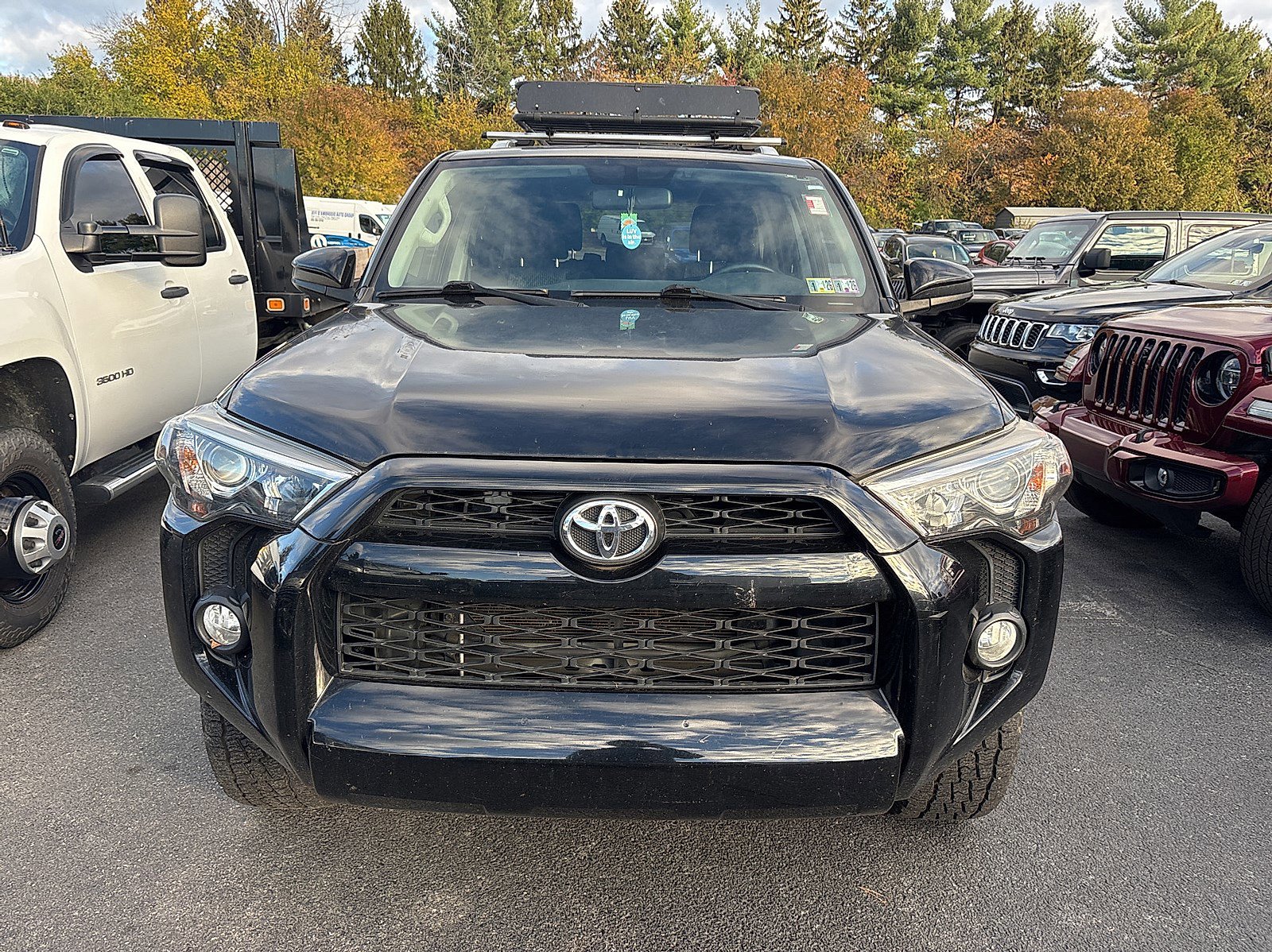 2018 Toyota 4Runner SR5 photo 2