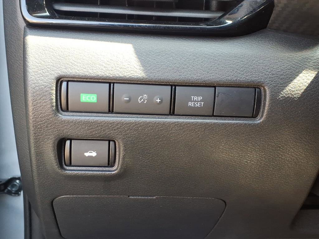 2022 Nissan Sentra SV photo 10
