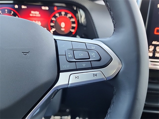 2025 Volkswagen Atlas Cross Sport SEL R-Line photo 22