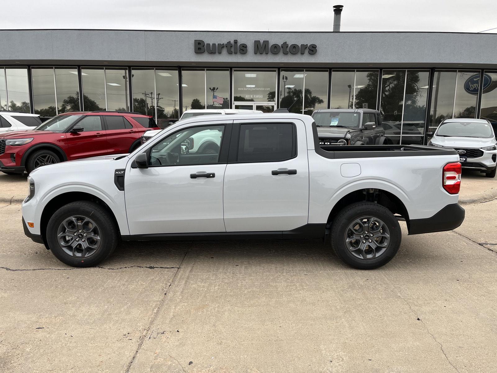 2025 Ford Maverick XLT's photo