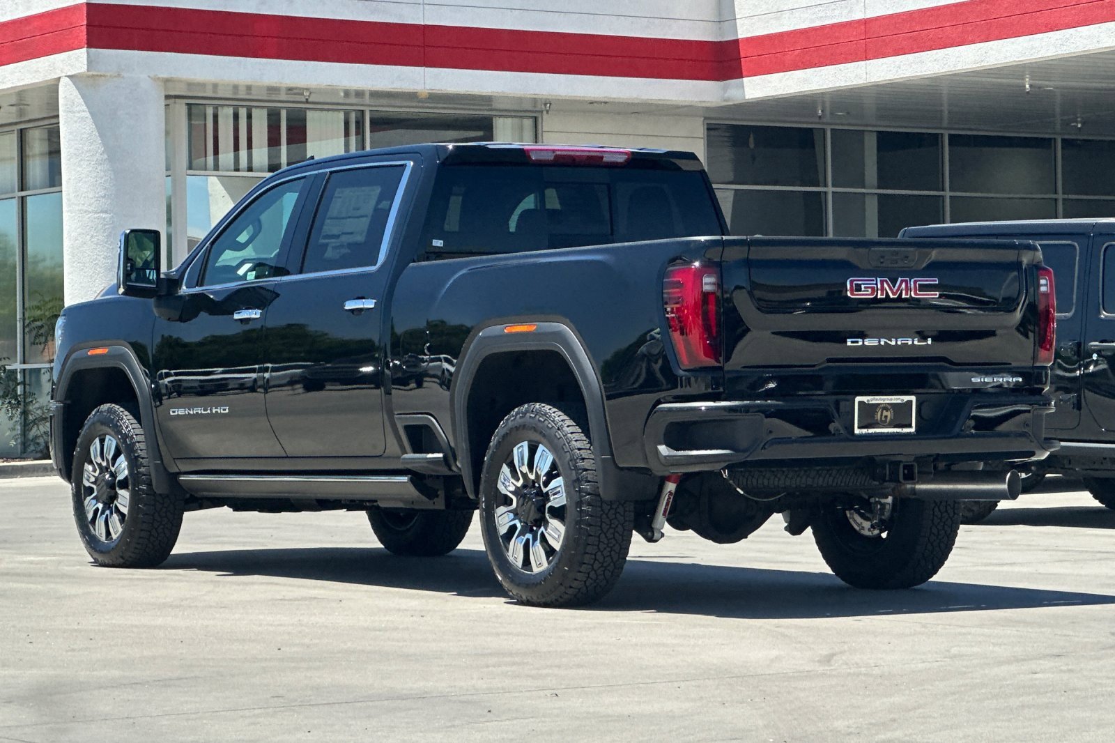 2025 Gmc Sierra 2500 HD Denali photo 4
