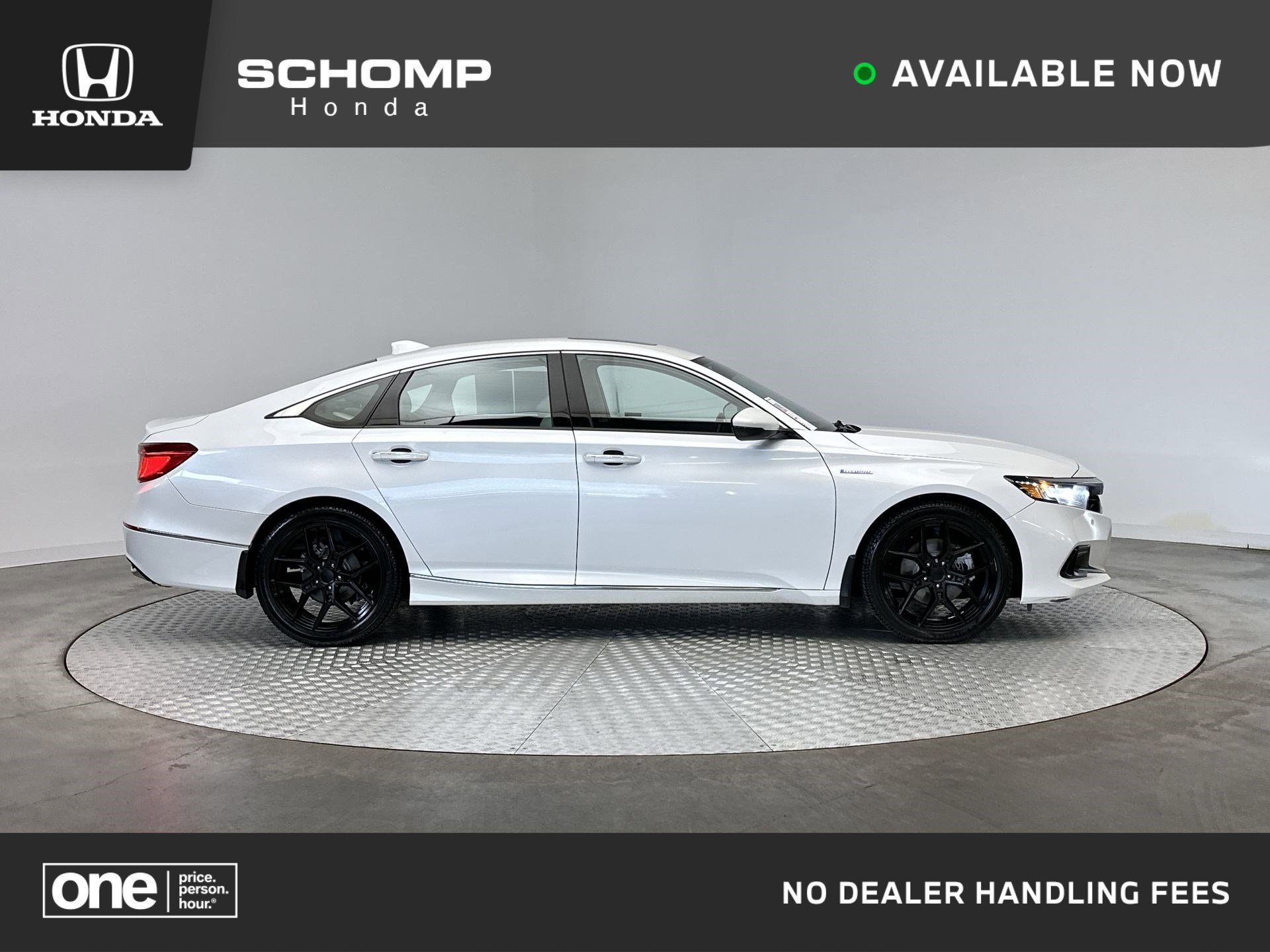 2022 Honda Accord Hybrid Touring's photo