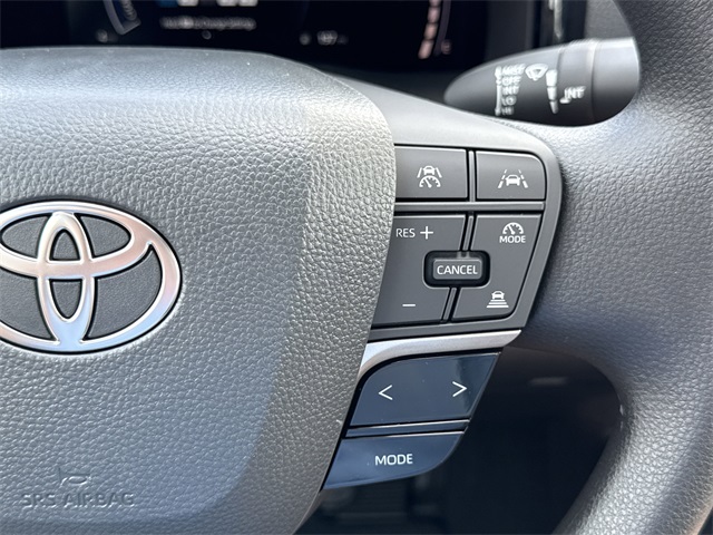 2025 Toyota Camry LE photo 19
