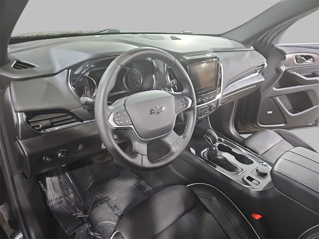 2024 Chevrolet Traverse Premier photo 12
