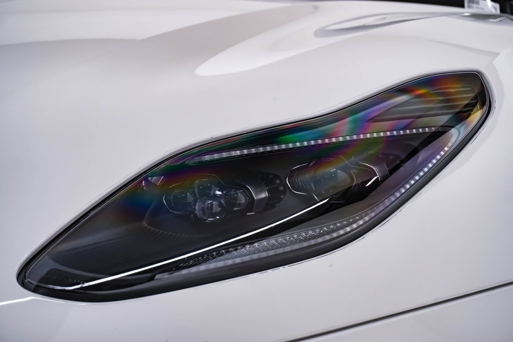 2021 Aston Martin DB11 AM5 photo 6