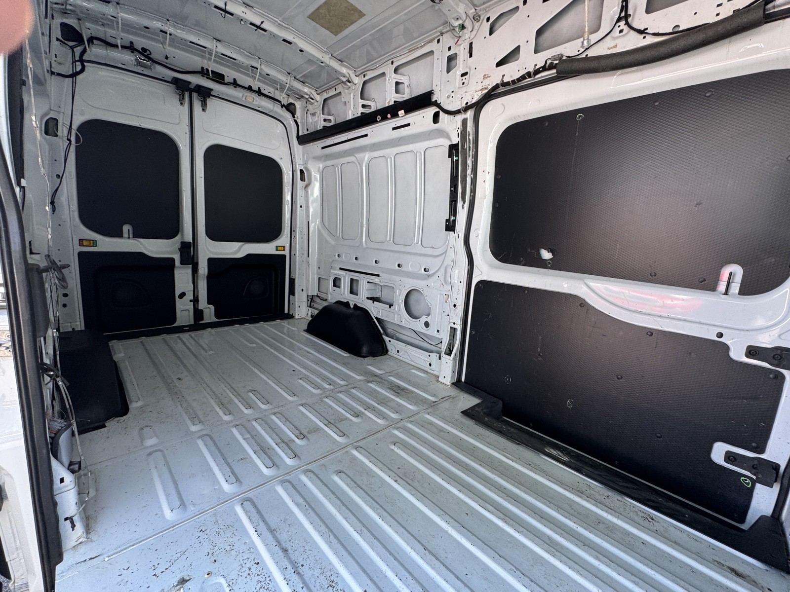 2020 Ford Transit photo 10