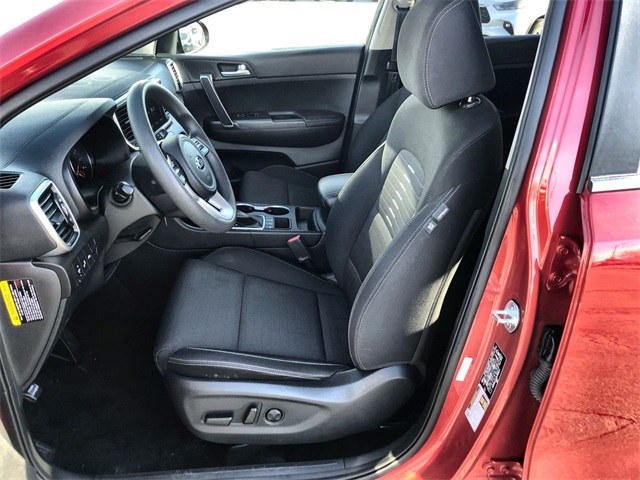 2021 Kia Sportage LX photo 3