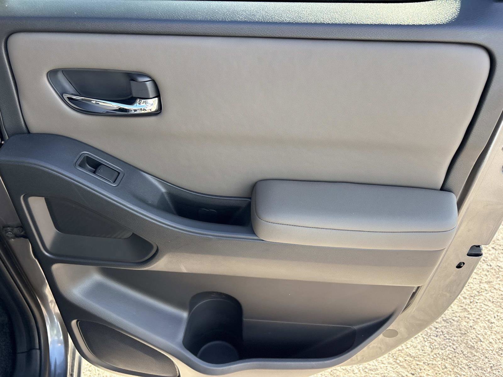 2023 Nissan Frontier SV photo 19