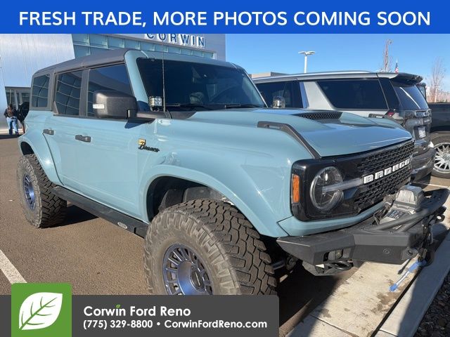 2022 Ford Bronco 4-Door Wildtrak's photo