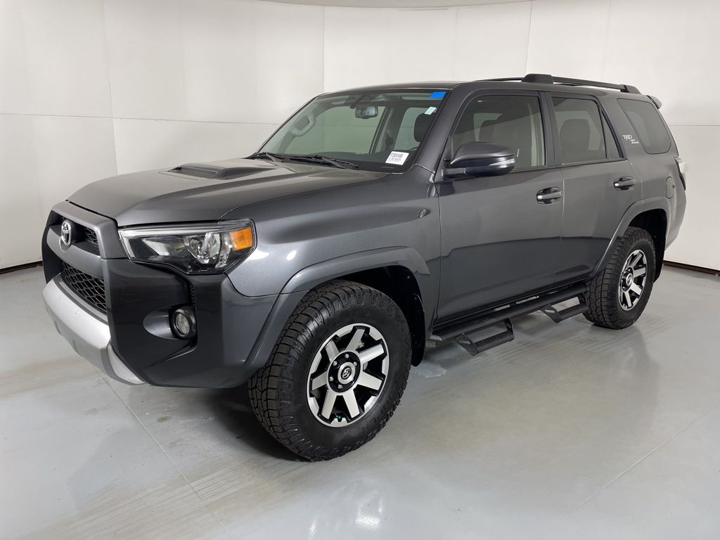 2019 Toyota 4Runner TRD Off-Road Premium photo 4