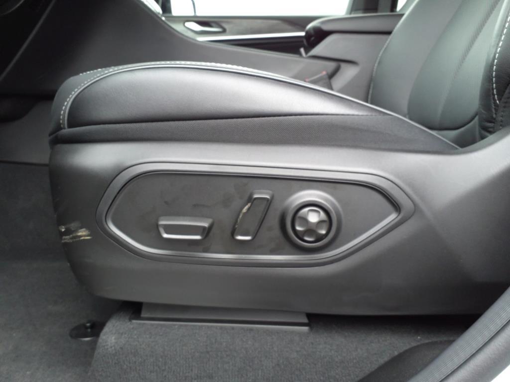 2024 Jeep Cherokee Overland 4xe photo 8