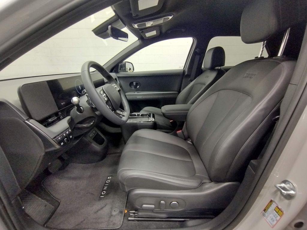 2025 Hyundai Ioniq 5 photo 18