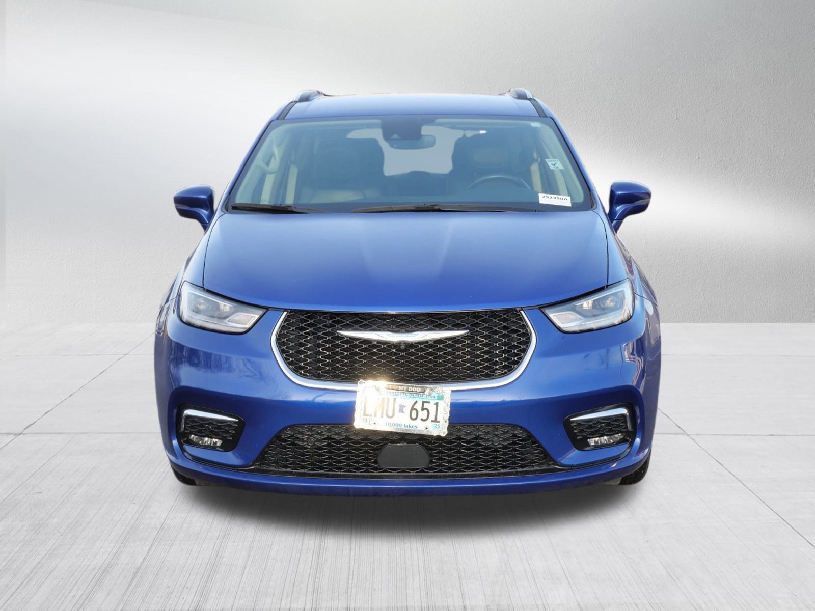 Used 2021 Chrysler Pacifica Hybrid Touring L with VIN 2C4RC1L71MR590038 for sale in Golden Valley, Minnesota