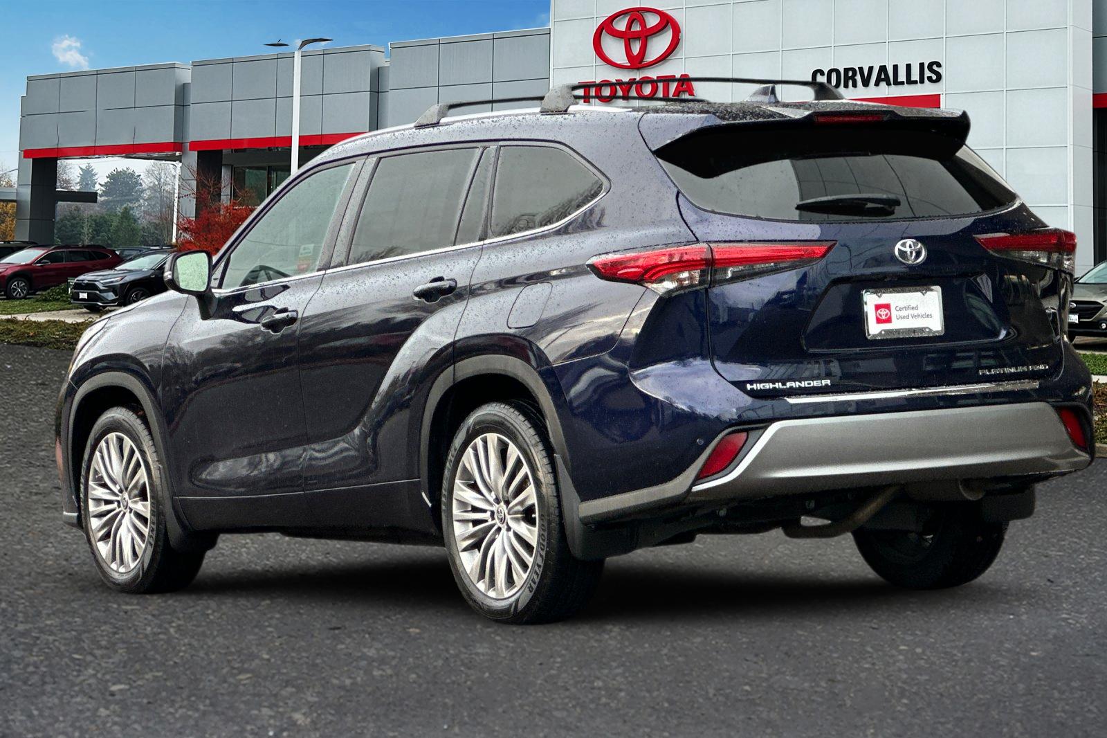 2022 Toyota Highlander Platinum photo 4