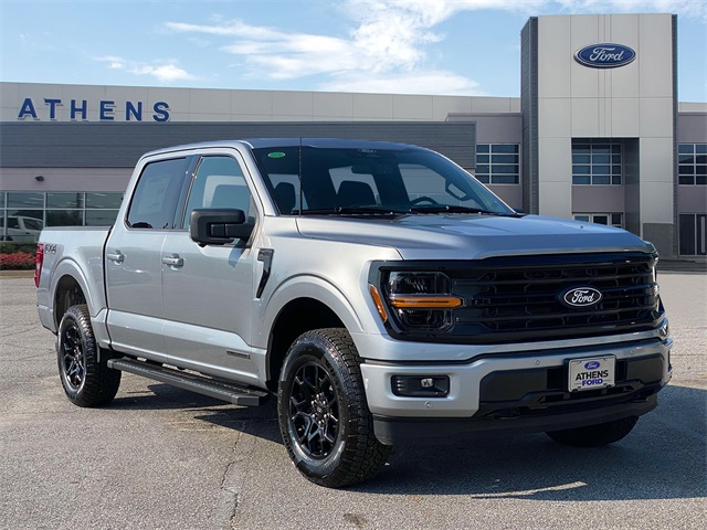 2025 Ford F-150 XLT's photo