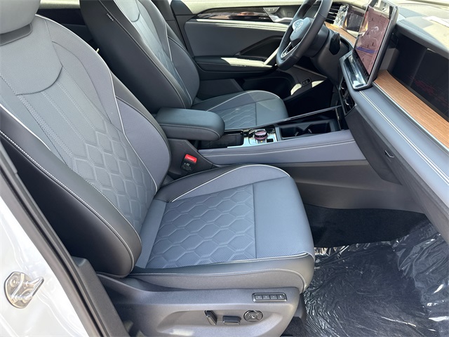 2025 Volkswagen Tiguan SEL R-Line Black photo 12